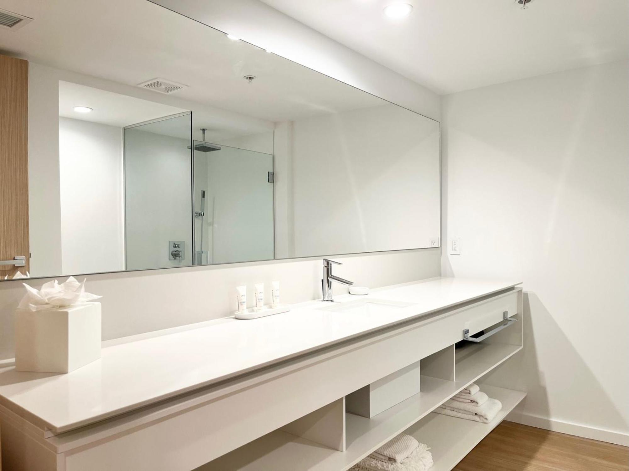 Beach Haus Residences 발하버 객실 사진