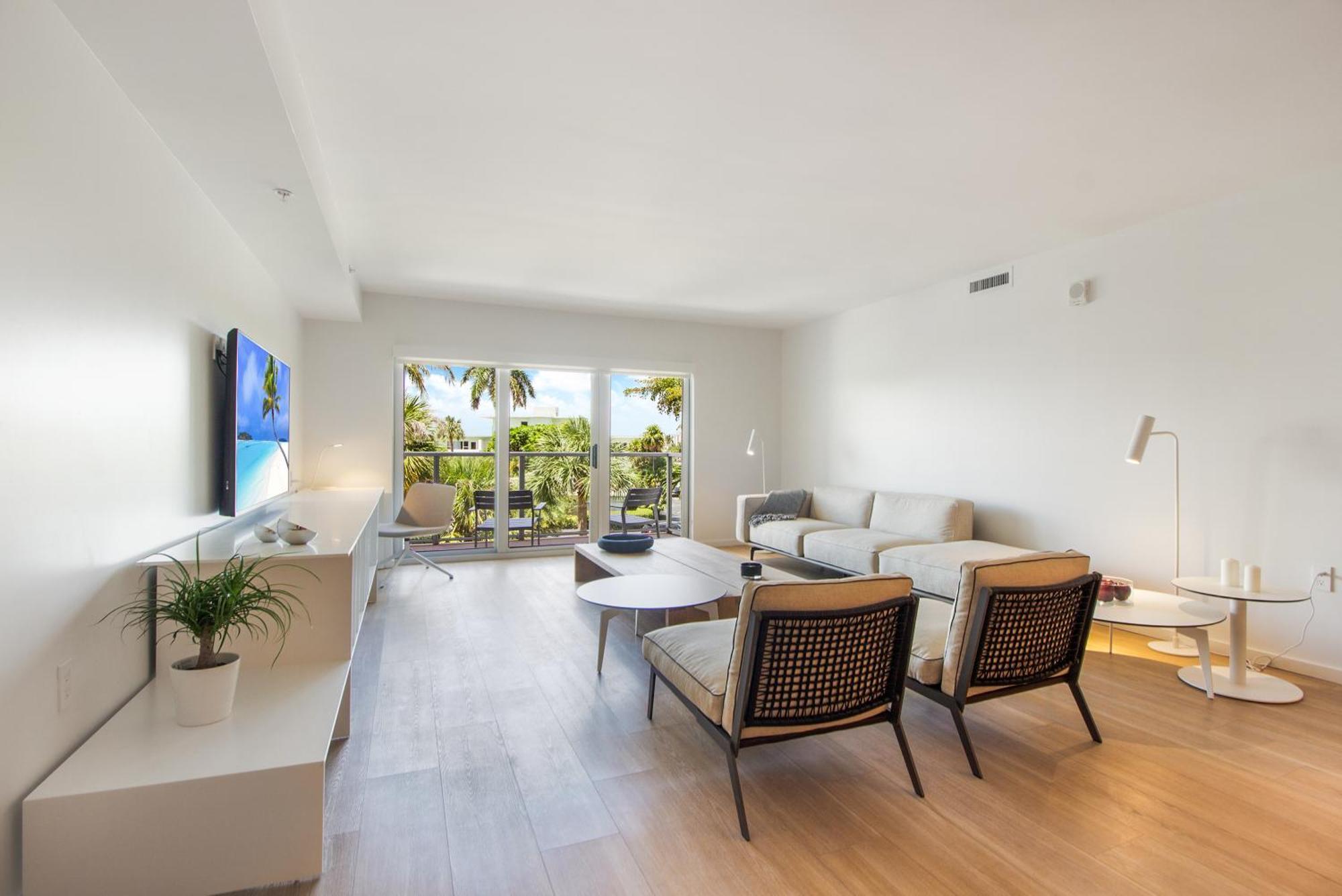Beach Haus Residences 발하버 객실 사진
